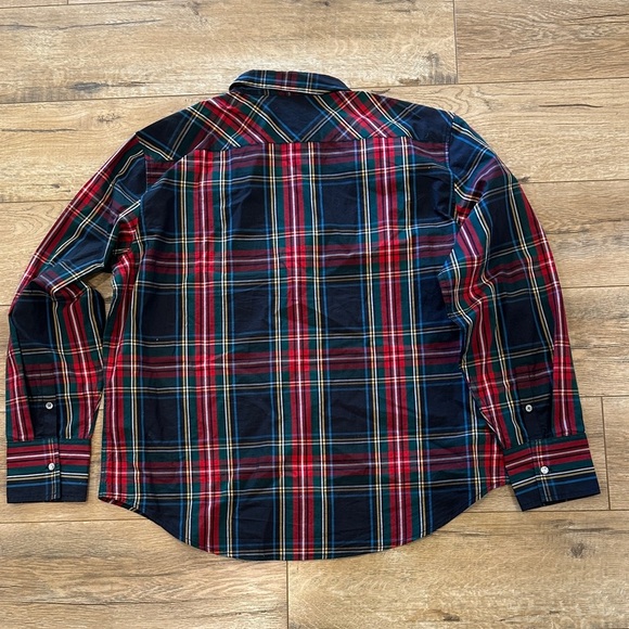 JCrew Plaid Button-Down Shirt in Excellent Condition - Picture 5 of 5